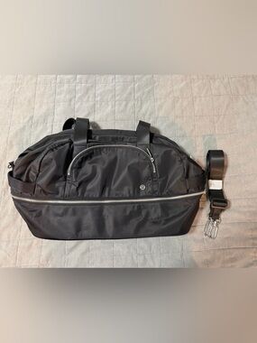 Lululemon - City Adventurer Duffle Bag - 29L